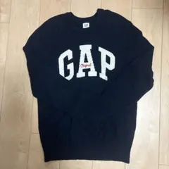 GAP ネイビー ロゴ入り クルーネックセーター