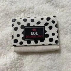 101匹わんちゃん 三つ折り財布 ダルメシアン ディズニー　カードケースのサムネイル