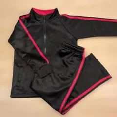 美品⭐️ジャージ上下 120 黒地に赤の2本ライン ジャージ セットアップ
