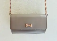 【美品】Ted Baker レザーシンプル クロスボディバッグ ショルダーバッグのサムネイル