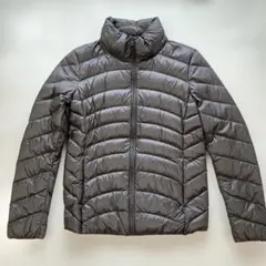 ユニクロ　ウルトラライトダウン　ブラウン