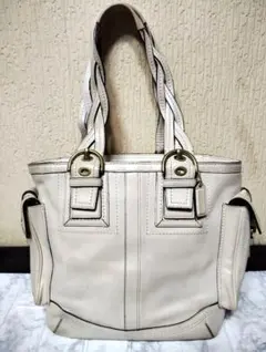 COACH Y2K Ergo Hobo Studs Tote Bag - メルカリ
