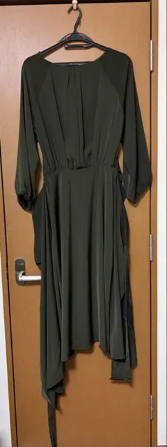 KBF +オリーブグリーン 長袖ワンピース
