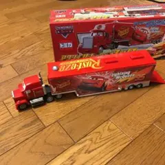 アクショントレーラー　マック　トミカ トミカ ディズニー カーズ アクショントレーラー マック - YouTube