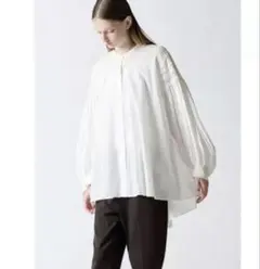 mizuiro ind ピンタックパフスリーブシャツ オフホワイト