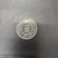 大日本 明治三年 一圓 銀貨 龍図 大日本 明治三年 一圓 銀貨 龍図 - メルカリ