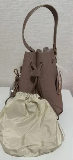 talbyyumi カヌレ ショルダーバッグ しまむら　yumiさんのサムネイル