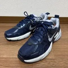 ナイキ V2K ラン 27.5cm