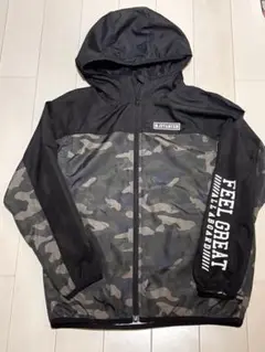 ウインドブレーカー　シャカシャカ　ナイロンジャケットフード付きジャケット