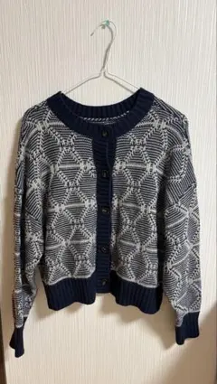 ネイビーとホワイトのニットカーディガン Earth 2WAY