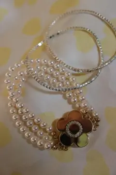 パールブレスレットとラインストーンブレスレット３本セット