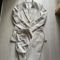 UNIQLO感動ジャケット&感動タックパンツセット　ベージュ S