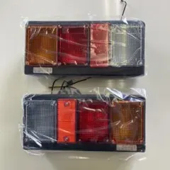 三菱ふそう スーパーグレード 純正テールランプ ML260077 ML26076