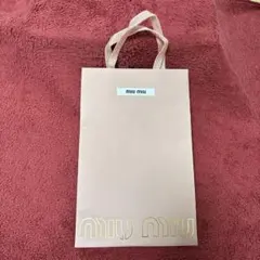 2026年最新】MIU MIU ショップ袋・ショッパーの人気アイテム - メルカリ