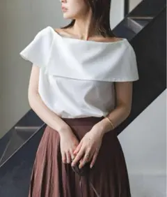 試着のみ 新品タグなし NOBLE ケープブラウス ホワイト