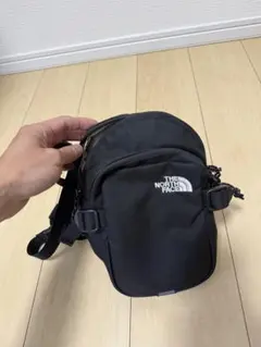 THE NORTH FACE ブラックショルダーバッグ