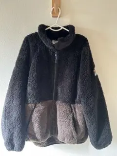 ボアジャケット 黒と茶色