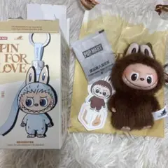 ラブブ　PIN FOR LOVE イニシャル【L】