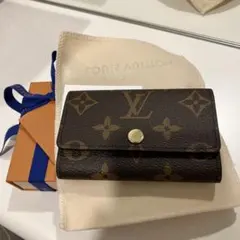ルイヴィトン　スタンプ入りキーケース
