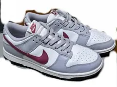 Nike Women's Dunk Low Grey/Red