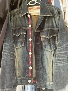 Item thumbnail for item c4c2f5a3-0303-4a99-845b-638024984678