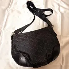 【未使用品】【美品】NINA NINA RICCI ショルダーバッグ ブラックのサムネイル
