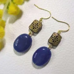 ハンドメイドピアス　1118　　　　　　　マーブルビーズとアンティーク調ビーズ