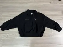 NIKE ショート丈 スウェットシャツ