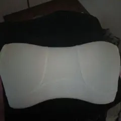 ホワイト バストサポート枕・ピロー