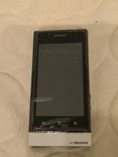 NTT docomo P-01D 本体