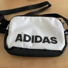 新品未使用　adidas ショルダーバッグ ホワイト/ブラック