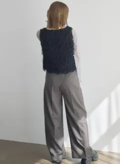 レトロガール　フェザー　ベスト　タンクトップのサムネイル