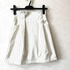 ページボーイ 膝上スカートのサムネイル