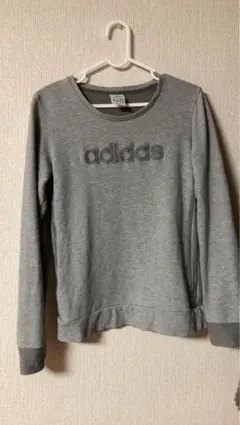 adidas（アディダス）トレーナー　レディースのサムネイル