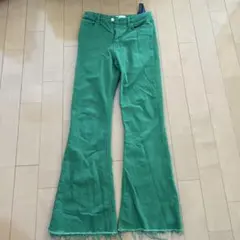 グリーン ブーツカットデニム フリンジ裾