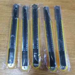 限定品 OLFA カッターナイフ小刃小 5本セット ネオングリーン 限定品 OLFA カッターナイフ小刃小 5本セット ネオングリーン - メルカリ