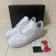 Nike Air Force 1 Supreme ホワイト