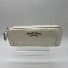 新品未使用　ホワイト エンボス 筆箱