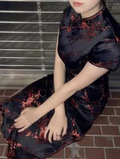 《高品質》 チャイナドレス コスチューム 赤 M ミニ 花柄 コンカフェ 新品 《高品質》 チャイナドレス コスチューム 赤 M ミニ 花柄 コンカフェ 新品