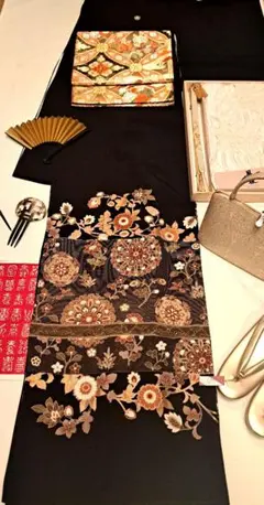 美品❇️作家もの　手描き友禅　暈し染め 比翼仕立て　５つ紋　 フルセット 美品❇️作家物 手描友禅 暈し染め 比翼仕立て 5つ紋 フルセット