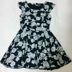 【evelyn】花柄 袖フリルワンピース