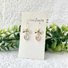 076：ハンドメイドピアス チェコビーズ リボン ゴールド ピンク フック