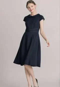 ひざ丈ワンピース 半袖