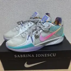 Nike Sabrina 2 TITAN