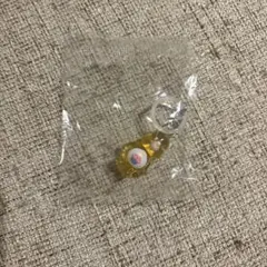 ケアベア　めじるしアクセサリー　ガチャガチャ
