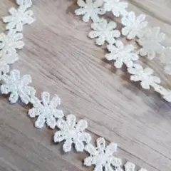 [No.25]4m×幅1.3cm★白★お花の刺繍リボンレース 手芸 ギフト