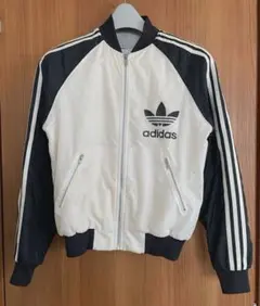 数回着用】adidas アトランタ トラックトップ ホワイト - メルカリ