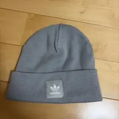 adidas ニット帽 ビーニー グレー