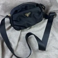 PRADA】ナイロン ショルダーバッグ ユニセックス ノベルティ - メルカリ
