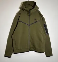 NIKEナイキ テックフリース　プリントロゴ　ダブルジップ　ジップアップパーカー